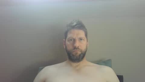 bubblebee1982 online show from 04-25-26, 08:06