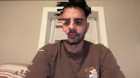 Snapshot of bubblebutt723 chatting on 10-04-25, 10:02 bubblebutt723 online show from 10-04-25, 10:02