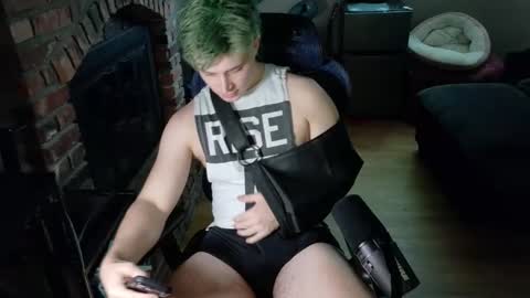 BubblebuttBdn online show from 05-08-26, 10:04