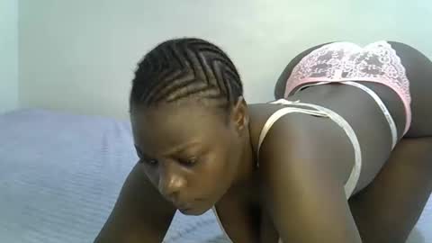 bubbly_ass30 online show from 03-12-26, 12:22