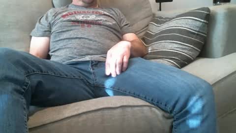 Buck online show from 01-13-25, 04:41