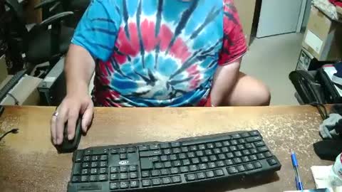 Snapshot of bucku2 chatting on 10-01-25, 10:05 Bucku2 online show from 10-01-25, 10:05