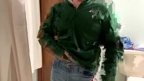 Snapshot of buckwild69204 chatting on 12-31-24, 12:43 buckwild69204 online show from 12-31-24, 12:43