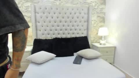 Buda y Cataleya online show from 01-17-26, 03:17