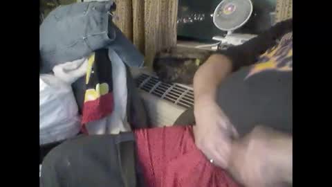 buddyluvzumore online show from 01-31-25, 02:04