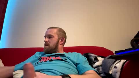 budgie1095 online show from 01-14-25, 06:07