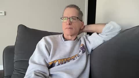 Snapshot of budman004 chatting on 11-16-25, 04:45 budman004 online show from 11-16-25, 04:45