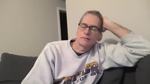 Snapshot of budman004 chatting on 11-30-25, 01:53 budman004 online show from 11-30-25, 01:53