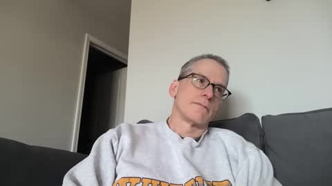 Snapshot of budman004 chatting on 03-21-26, 08:12 budman004 online show from 03-21-26, 08:12