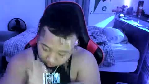 buffsexyman24 online show from 03-04-25, 02:49