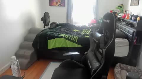 buffsexyman24 online show from 02-10-26, 02:32