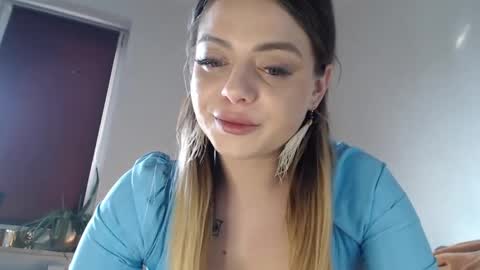 Buffy online show from 03-10-25, 07:42