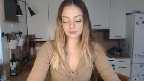 Buffy online show from 09-30-25, 07:13