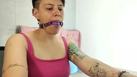 bug2025 online show from 09-17-25, 01:51