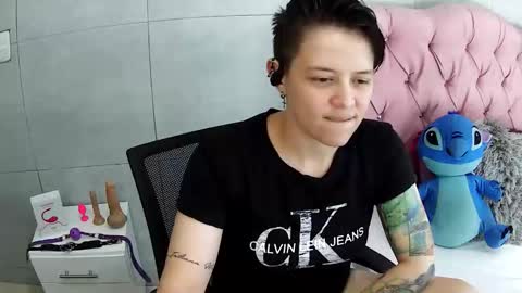 bug2025 online show from 12-03-25, 02:19