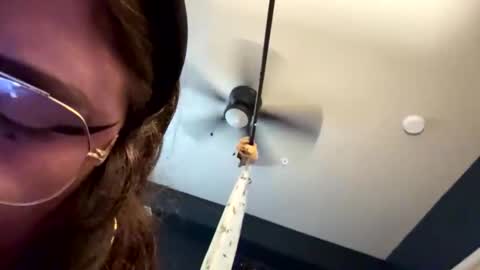 bugbabe online show from 09-30-25, 07:52