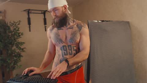 Dmitriy  online show from 01-08-25, 05:59