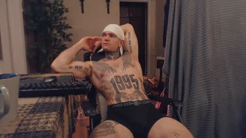 Dmitriy  online show from 01-28-25, 01:29