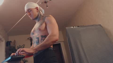 Dmitriy  online show from 01-29-25, 10:43