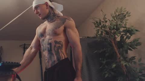 Dmitriy  online show from 02-28-25, 08:50