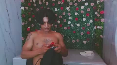 bull_cam online show from 11-10-25, 08:19