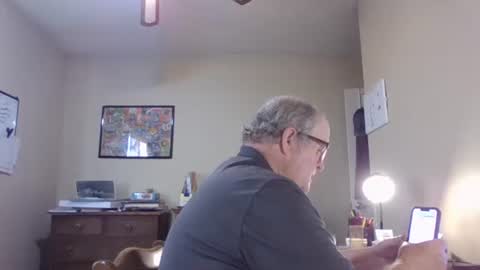 Snapshot of bullfrogg5050 chatting on 09-25-25, 11:08 bullfrogg5050 online show from 09-25-25, 11:08