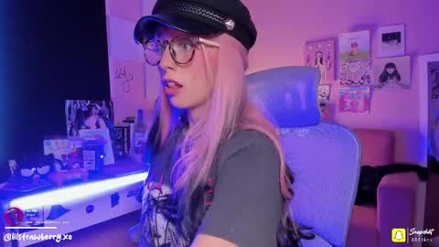        online show from 09-22-25, 01:18