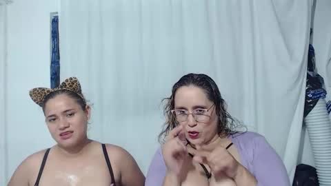 bunniosito online show from 11-08-25, 01:50