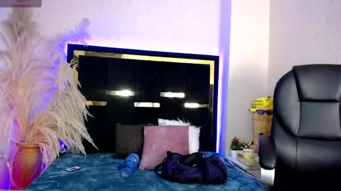 Bunny online show from 09-14-25, 08:41