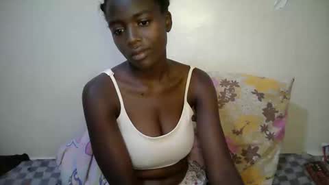 bunny_bliss1 online show from 04-06-26, 04:46