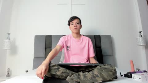 bunny online show from 12-02-24, 12:40