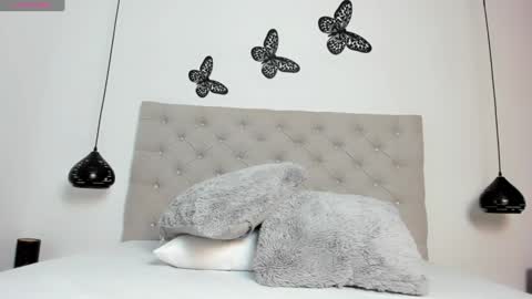 bunny online show from 12-06-24, 01:00