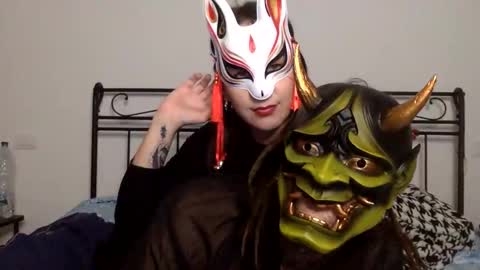 Snapshot of bunnyandthebeast1990 chatting on 10-24-25, 08:38 bunnyandthebeast online show from 10-24-25, 08:38