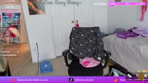 Tokki  bunny  online show from 05-11-26, 01:50