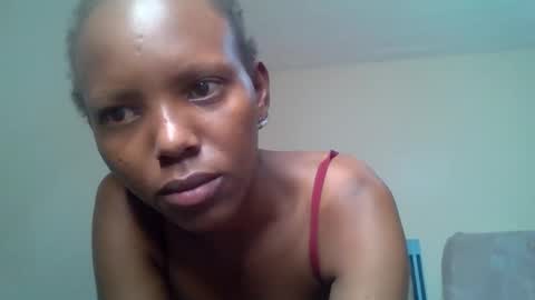 bunnydiva_ online show from 10-08-25, 06:22