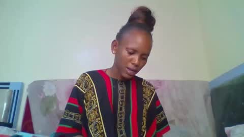 bunnydiva_ online show from 12-17-25, 06:36