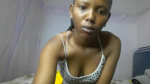 bunnydiva_ online show from 06-14-26, 01:47