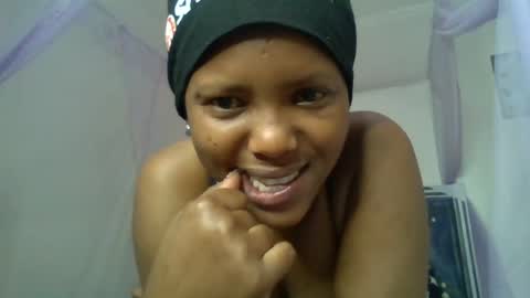 bunnydiva_ online show from 07-09-26, 02:15