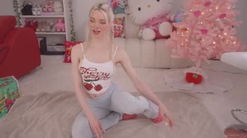 Stella online show from 12-06-24, 10:19