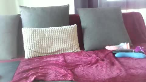 bunnyfox420 online show from 10-17-25, 01:57