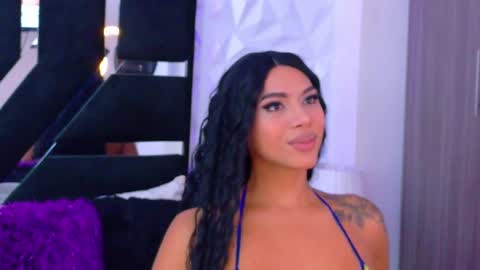 Snapshot of bunnynicolle chatting on 12-27-24, 04:21 ONLYFANS  online show from 12-27-24, 04:21