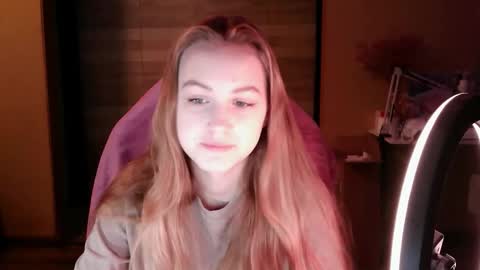 bunnysunshine__ online show from 10-07-25, 12:02