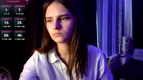 Snapshot of bunnytrussel chatting on 07-17-26, 09:38 Bella online show from 07-17-26, 09:38