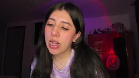 Snapshot of bunnyy09 chatting on 10-28-25, 02:37 Jess online show from 10-28-25, 02:37