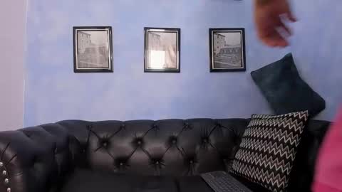 BURBUJA  online show from 09-11-25, 09:04