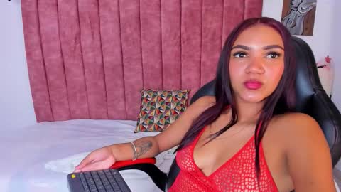 BURBUJA  online show from 09-12-25, 02:50
