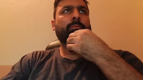 Hairy Arabian online show from 01-20-25, 02:46