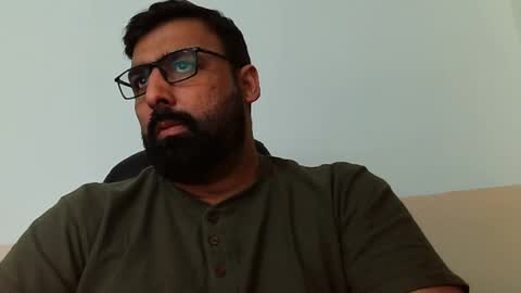 Hairy Arabian online show from 02-03-25, 10:58