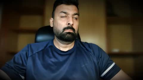 Hairy Arabian online show from 09-27-25, 12:26