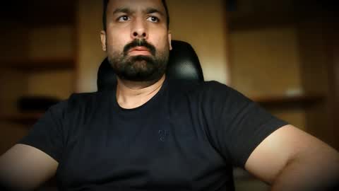 Hairy Arabian online show from 10-06-25, 03:37